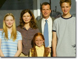 Think having three wives is a dream come true? Meet Bill Henrickson (Bill Paxton), a modern-day Utah polygamist who lives in suburban Salt Lake City with his three wives, seven children, and a mounting avalanche of debt and demands. The owner of a growing