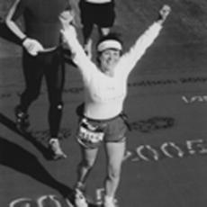 Sona Donayan reaching the finish line at the Las Vegas Marathon on December 2005.