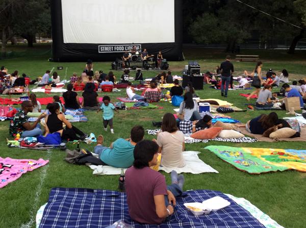 Street Food Cinema