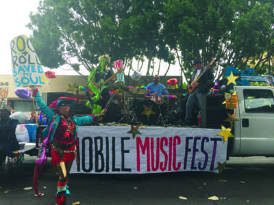 35th DooDah Parade  Memorializes Snotty Scotty