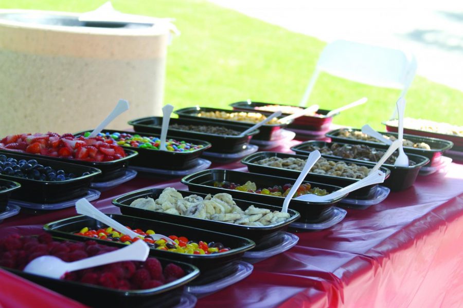 ASGCC offered deluxe toppings, including Fruity Pebbles and Oreos.